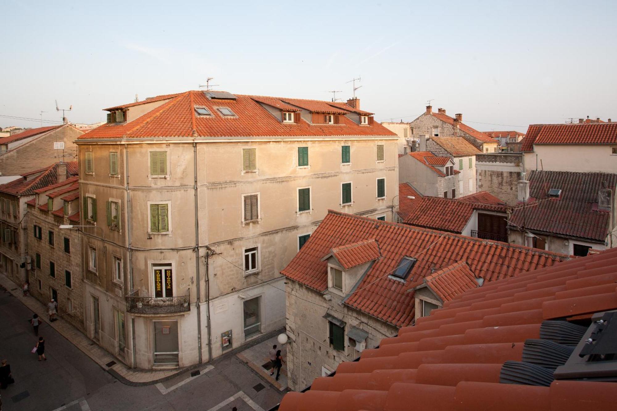 Apartments Tin Split Extérieur photo